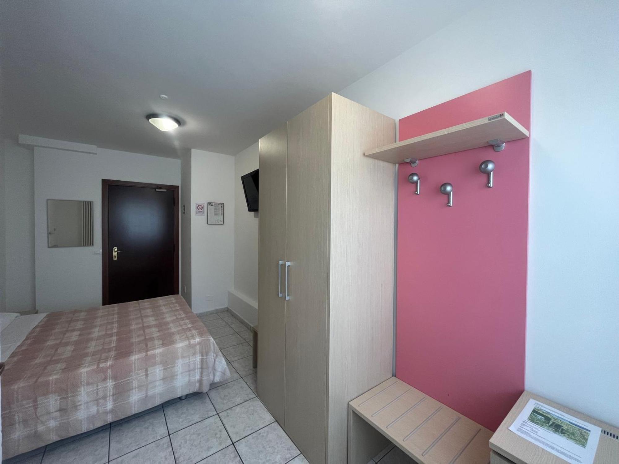 Hotel Rosen Garden Milano Marittima Esterno foto