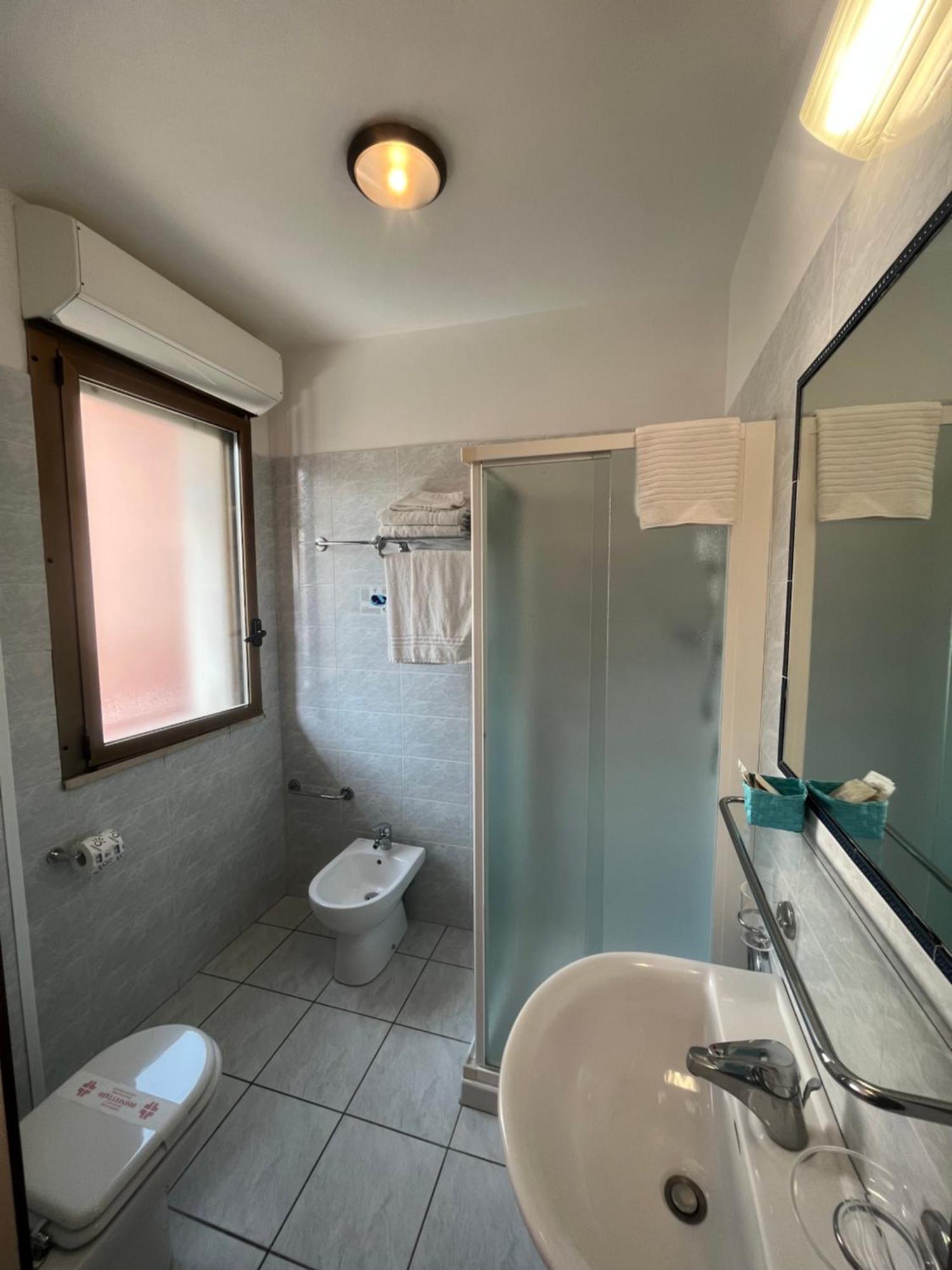 Hotel Rosen Garden Milano Marittima Esterno foto