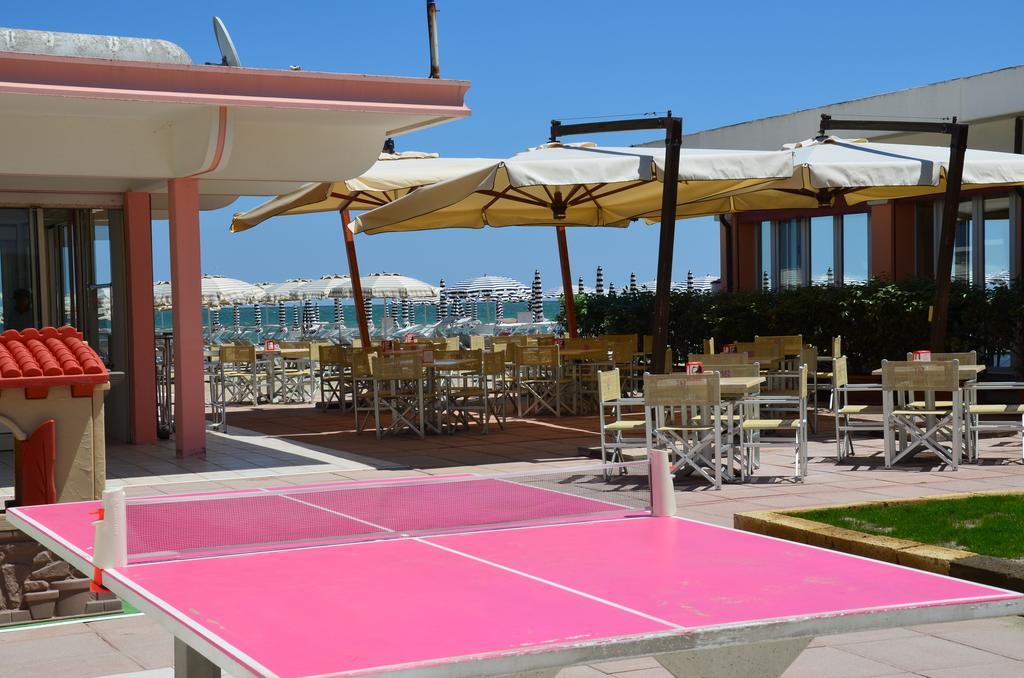 Hotel Rosen Garden Milano Marittima Esterno foto