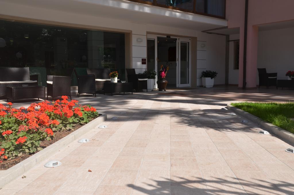 Hotel Rosen Garden Milano Marittima Esterno foto