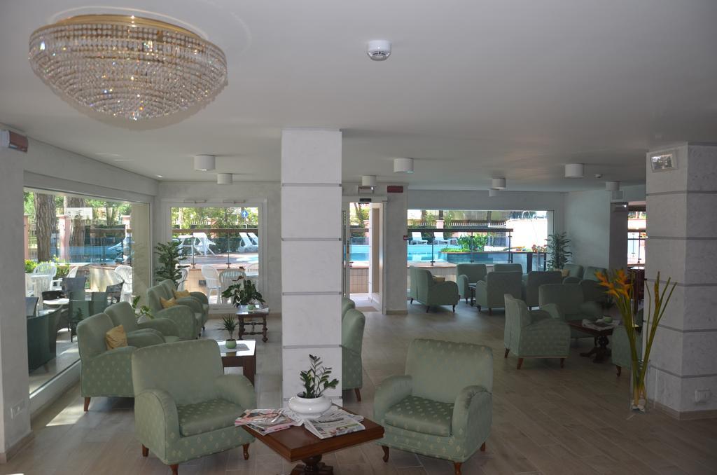 Hotel Rosen Garden Milano Marittima Esterno foto