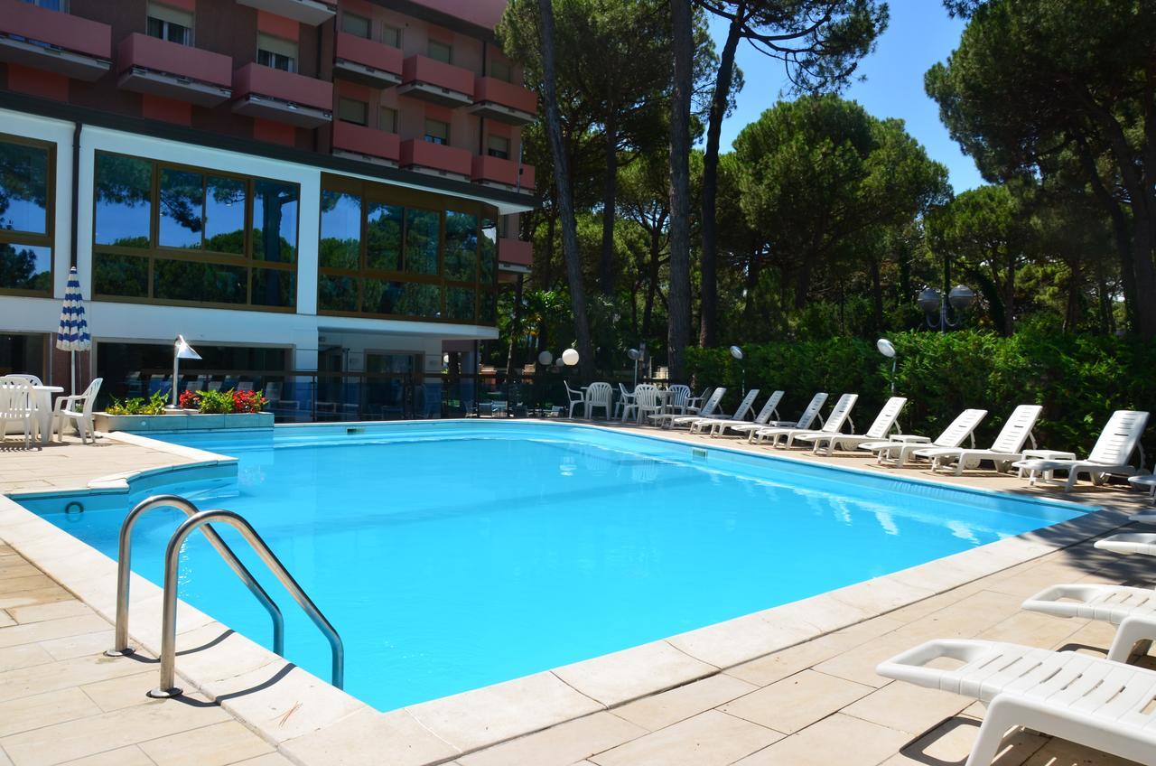 Hotel Rosen Garden Milano Marittima Esterno foto