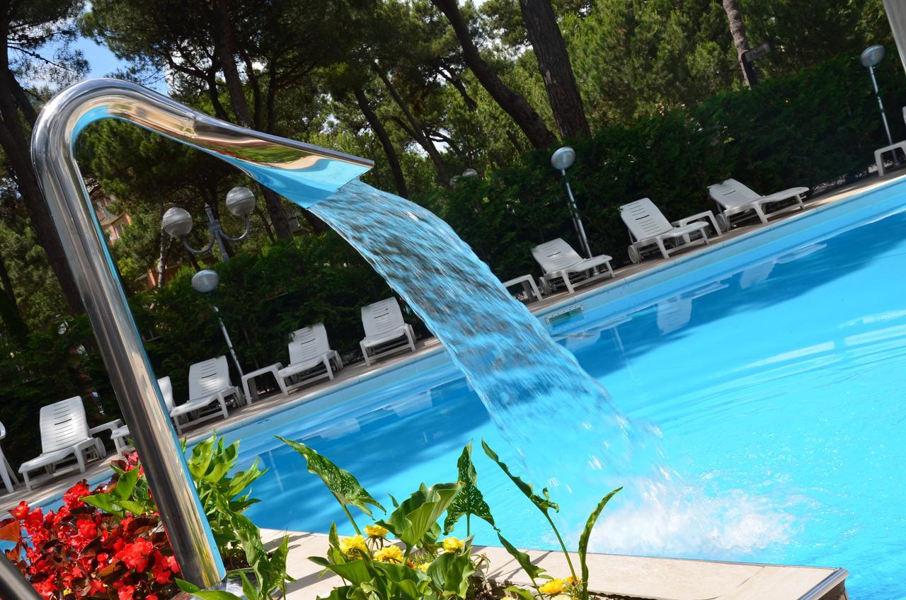 Hotel Rosen Garden Milano Marittima Esterno foto